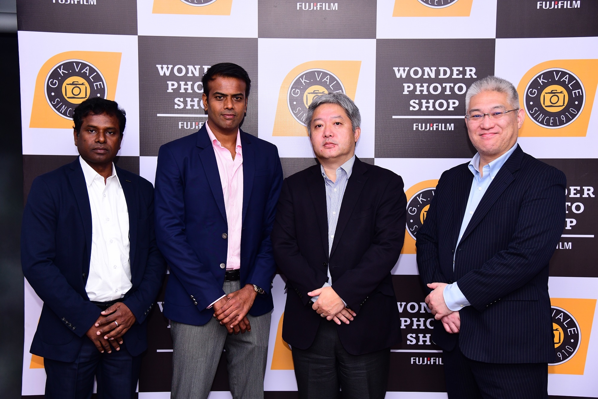 FujiFilm Indian & GK Vale Opens First Ever Co-branded Wonder Photo Shop in Bengaluru